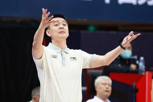 杨鸣回归最新爆料消息视频,揭秘篮球传奇背后的故事 第3张 杨鸣回归最新爆料消息视频,揭秘篮球传奇背后的故事 第3张